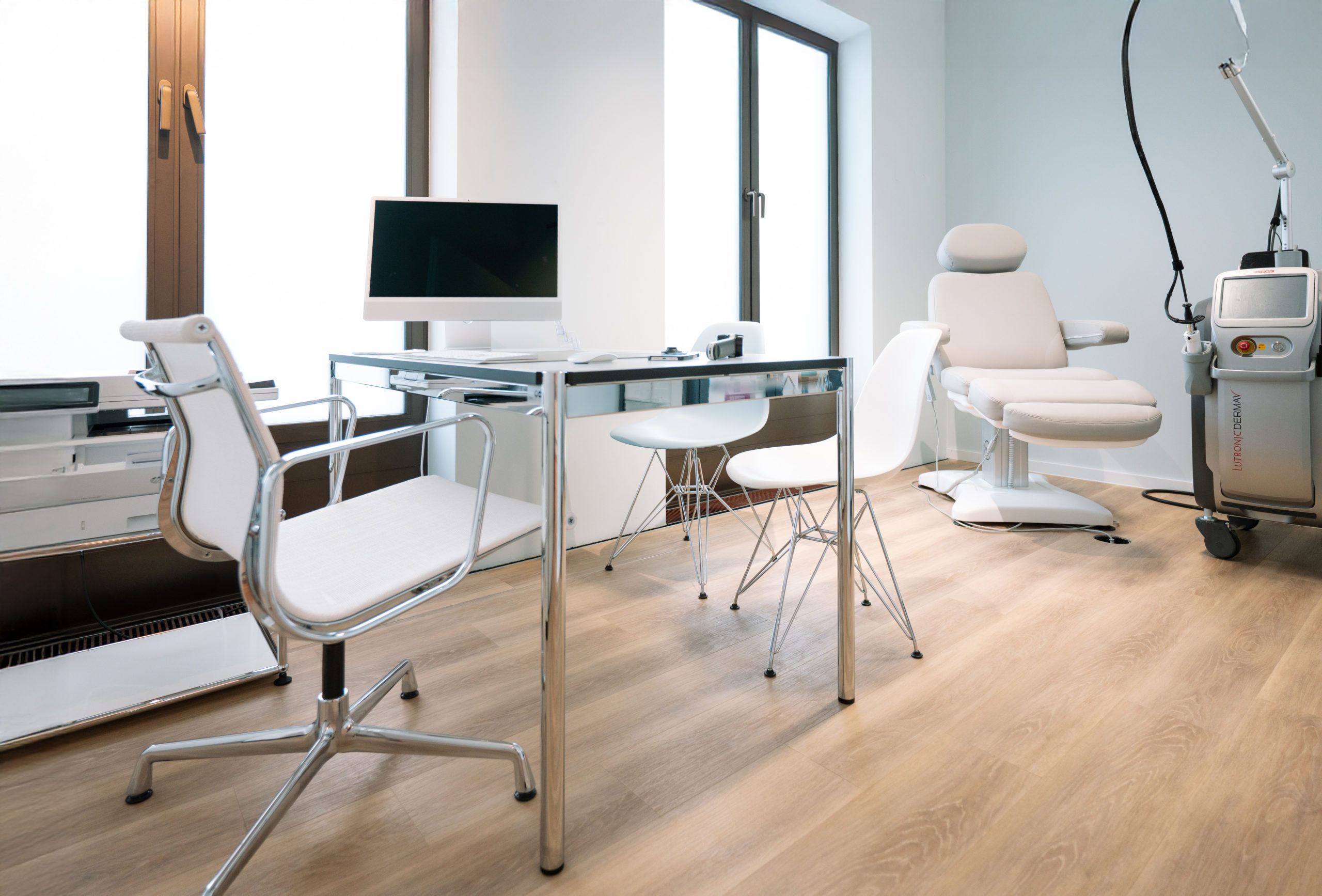 Zahnarztpraxis Empfangstresen